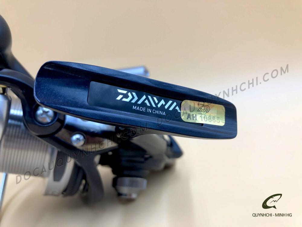 Daiwa 18 Pro Cargo SS 4500 Long cas